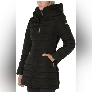 LAUNDRY BY SHELLI SEGAL Women's 3/4 Puffer Jacket with Hood and Velvet Trim NWT